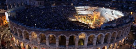 Immagine di Aida in diretta dall'Arena di Verona su Classica in chiaro per tutti gli abbonati Sky - Scopri di più su Sky Italia
